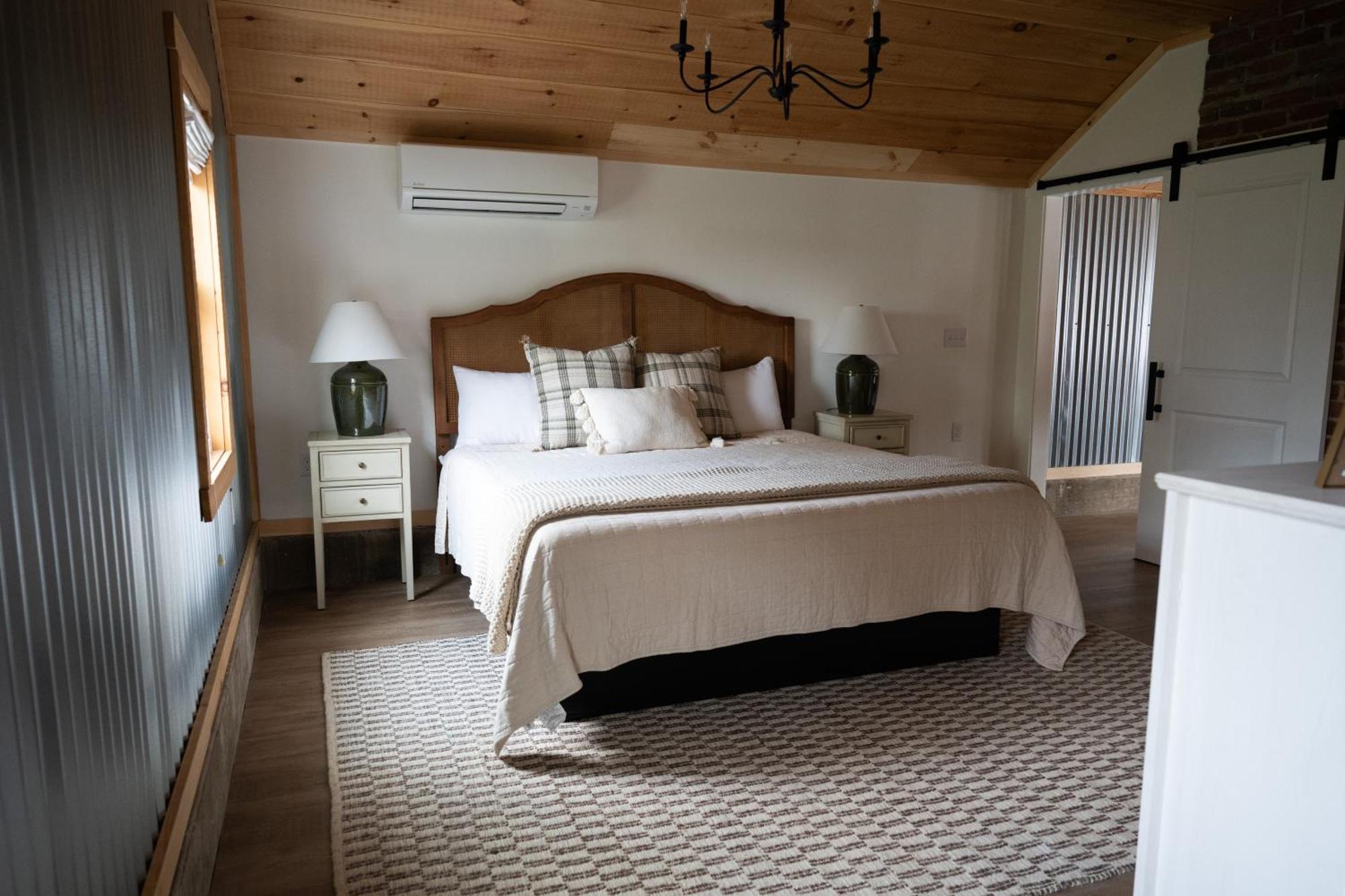 The Carriage House At Strasburg Hotell Exteriör bild