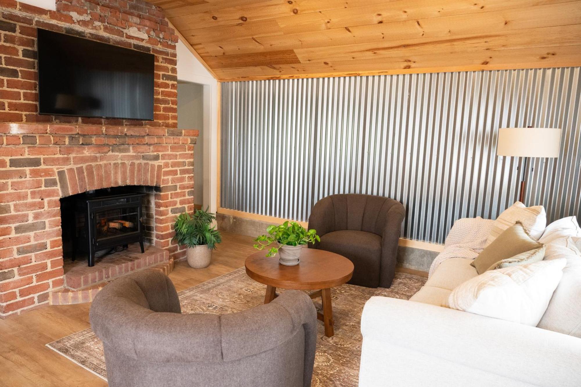 The Carriage House At Strasburg Hotell Exteriör bild